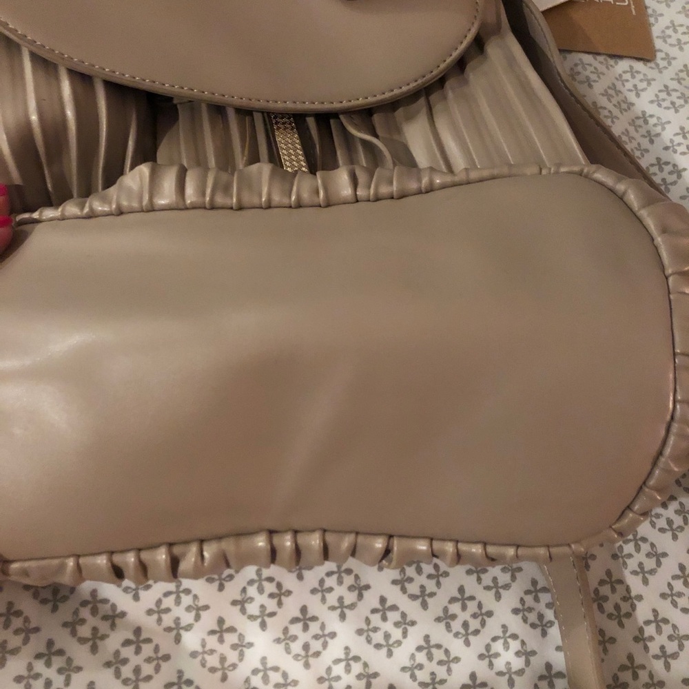 Small Vegan Leather Backpack - Picture 5 of 8